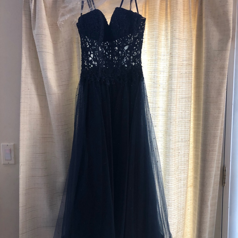 Size 2 navy blue prom dress
